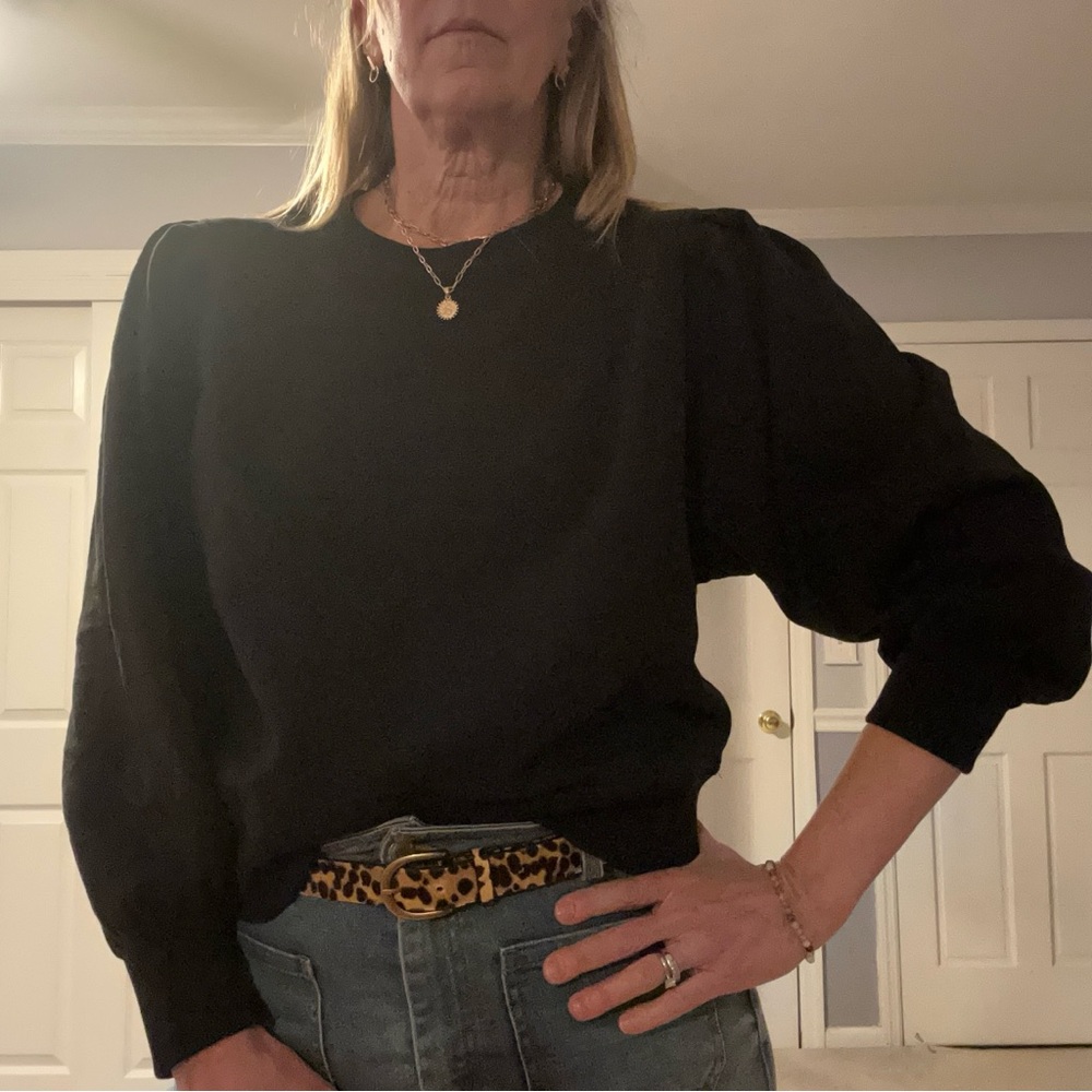 “a new day” pleated shoulder, pieced body long sleeve, crewneck sweatshirt -sz L